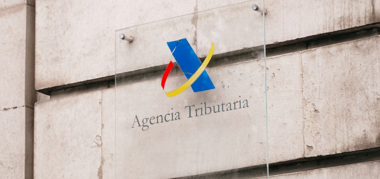 La Agencia Tributaria empieza este lunes a atender en sus oficinas a los contribuyentes para la renta